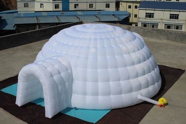 डबल लेयर Inflatable तम्बू, आउटडोर के लिए निविड़ अंधकार पीवीसी Inflatable कैम्पिंग तम्बू