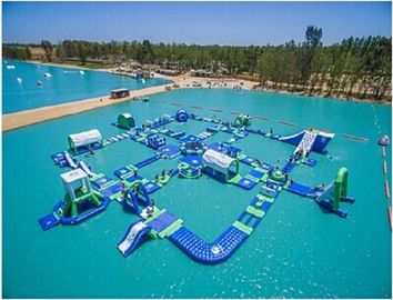 झील के लिए विशालकाय वयस्क Inflatable जल पार्क वाणिज्यिक Inflatable जल मज़ा