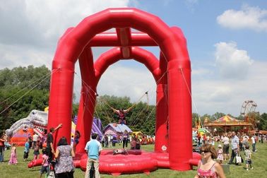 सुरक्षित 4 व्यक्ति वयस्क Inflatable खेल लाल Inflatable बंजी कूदते