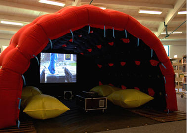 पीवीसी सामग्री के साथ कार के लिए लाल आउटडोर तम्बू, विशालकाय गेज Inflatable तम्बू