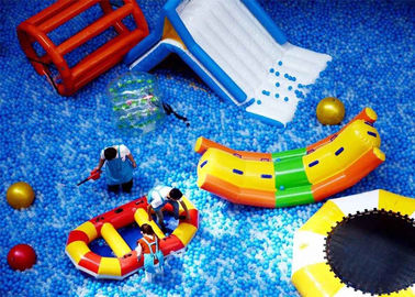 प्लास्टिक बॉल के साथ नवीनतम Inflatable मनोरंजन पार्क, बच्चों के लिए Inflatable खिलौने पार्क