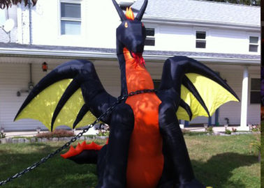 हेलोवीन सजावट 9 फीट।  पंखों के साथ एच प्रक्षेपण Inflatable आग / बर्फ ड्रैगन