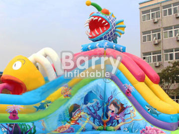 बच्चों के लिए गर्म ग्रीष्मकालीन आउटडोर Carzy Inflatable पिरान्हा मनोरंजन पार्क उपकरण