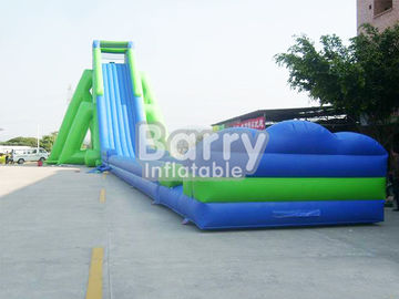 लॉन के लिए हरे और नीले विशालकाय Inflatable स्लाइड पीवीसी सामग्री भारी inflatable स्लाइड