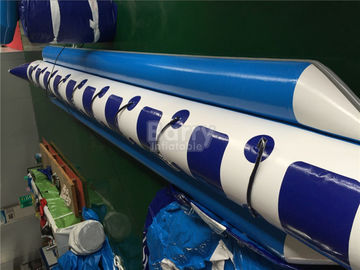 2 ~ 10 लोग एयर वेल्डेड Inflatable जल खिलौने केला नाव ट्यूब लौ प्रतिरोध
