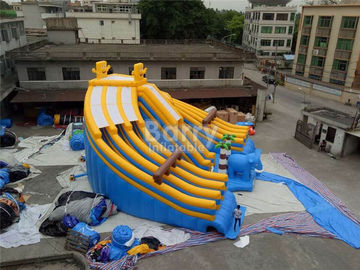 डिजिटल प्रिंटिंग के साथ पूल के लिए पीला और नीला स्पंजबोब Inflatable जल स्लाइड