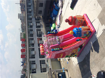 गुलाबी कैंडी 0.55 मिमी पीवीसी tarpaulin आउटडोर विशालकाय Inflatable स्लाइड / उड़ा मनोरंजन पार्क