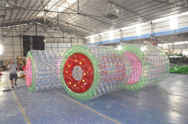पीवीसी Tarpaulin Inflatable जल खिलौने, ओर्ब जल रोलर बॉल 2.4 * 2.2 * 1.8 एम