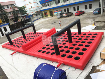 मनोरंजन मजेदार खेल मनोरंजन पार्क के लिए लाल Inflatable बाधा कोर्स