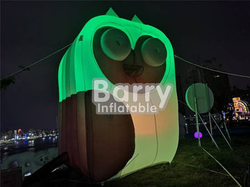 अनुकूलित Inflatable विज्ञापन उत्पादों / उल्लू पशु प्रकाश व्यवस्था के लिए कार्टून उड़ा