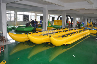 वाटर पार्क के लिए पीले रंग की Inflatable केले की नाव पीवीसी तिरपाल पानी के खिलौने