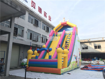 पीवीसी वाणिज्यिक Inflatable स्लाइड / कस्टम डिजाइन Inflatable सूखी स्लाइड खेल का मैदान