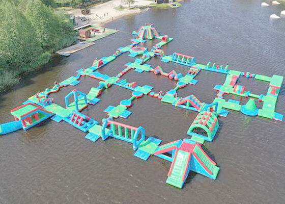 बड़े वाणिज्यिक Inflatable पानी छप पार्क / फ्लोटिंग जल खेल का मैदान उपकरण