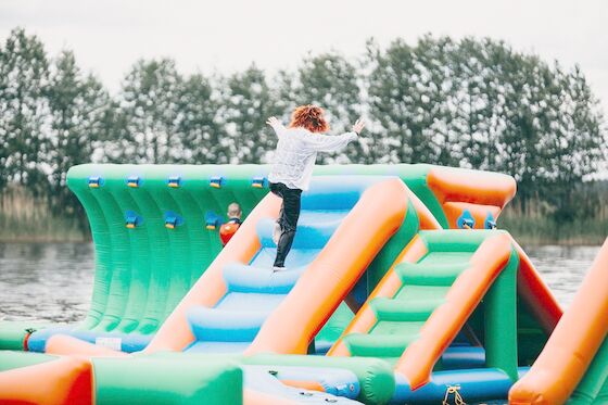 बड़े वाणिज्यिक Inflatable पानी छप पार्क / फ्लोटिंग जल खेल का मैदान उपकरण