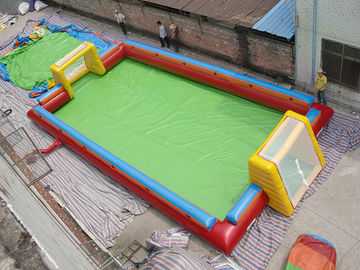 रोमांचक जल Inflatable सॉकर फील्ड, बच्चों के लिए फुटबॉल Inflatable साबुन कोर्ट