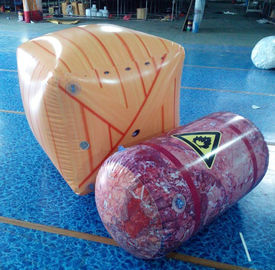 दिलचस्प Inflatable पेंटबॉल बंकर फील्ड, Tarpaulin पीवीसी Inflatable बॉक्स Inflatable तेल बैरल Inflatable बॉक्स
