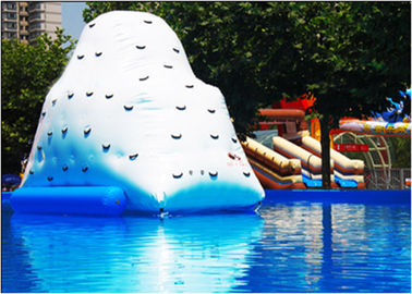 आउटडोर Inflatable जल खिलौने Inflatable पूल Iceberg फ़्लोटिंग चढ़ाई दीवार
