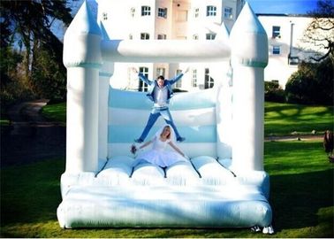 बिक्री के लिए सफेद और नीले रंग के रंगीन बाउंसर, वेडिंग Inflatable बाउंसर