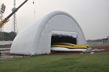 घटना 40 × 15 मीटर के लिए पेशेवर आउटडोर सफेद पीवीसी Inflatable खेल तम्बू