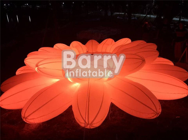 शादी की पार्टी के लिए सुंदर प्रकाश सजावट Inflatable विज्ञापन उत्पाद / Inflatable एलईडी फूल श्रृंखला
