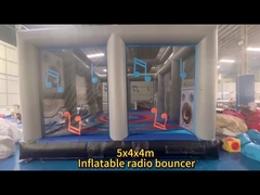 inflatable बाउंसर