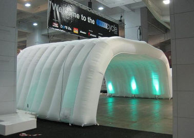 पीवीसी टेंट प्रकार आउटडोर inflatable तम्बू एयर रूफ / एलईडी लाइट के साथ घटना तम्बू