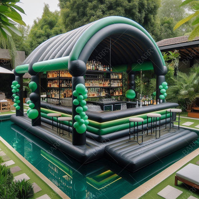 काला और हरा पिछवाड़े फ्लोटिंग Inflatable पानी पूल बार सीटों के साथ Lifesize Inflatable पूल बार वाणिज्यिक