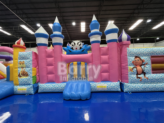 इनडोर inflatable खेल का मैदान ब्लास्ट अप वाटर खेल का मैदान झील पूल पर तैर रहा है