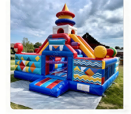 दोहरी स्लाइड्स के साथ ज्यामितीय कार्निवल inflatable उछाल महल