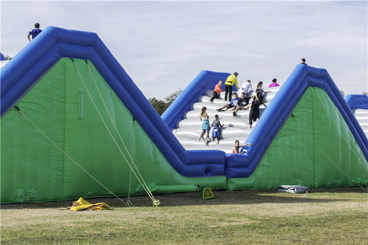 अनुकूलन योग्य पीवीसी 41x5.5x6m हम्प्स inflatable 5k घटनाओं वयस्क के लिए प्रतिस्पर्धी खेल