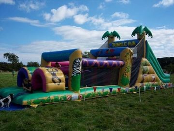 बच्चों को इन्फ्लैटेबल बाधा कोर्स रन EN14960 विशाल जंगल Inflatables