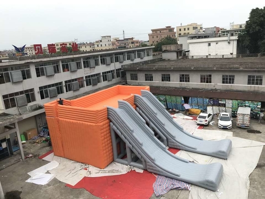 बड़े प्लेटफार्म आउटडोर पीवीसी तिरपाल सामग्री के साथ इवेंट इन्फ्लेटेबल कॉम्बो स्लाइड