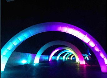 रेस रनिंग के लिए प्रकाश सजावटी Inflatable आर्क इंद्रधनुष आकार
