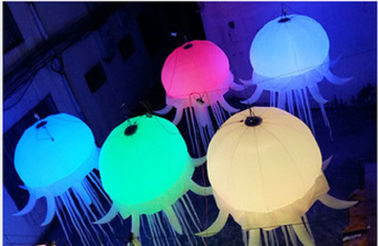 अनुकूलित Inflatable विज्ञापन उत्पाद एलईडी Inflatable हैंगिंग गुब्बारा