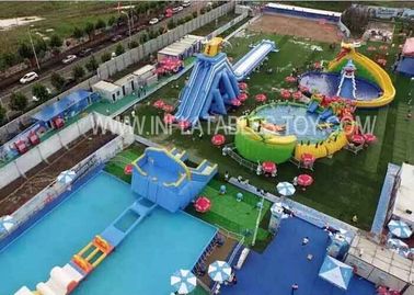 विशाल तैराकी स्लाइड के साथ आउटडोर मनोरंजन Inflatable जल पार्क