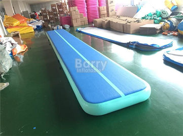 जिमनैजियम OEM ODM के लिए आउटडोर खेल मैट Inflatable ट्रम्पोलिन ट्रैक